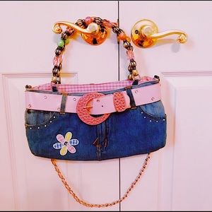 GET THE LOOK! DENIM SF HANDMADE BUCKLE BELT BAG 😍